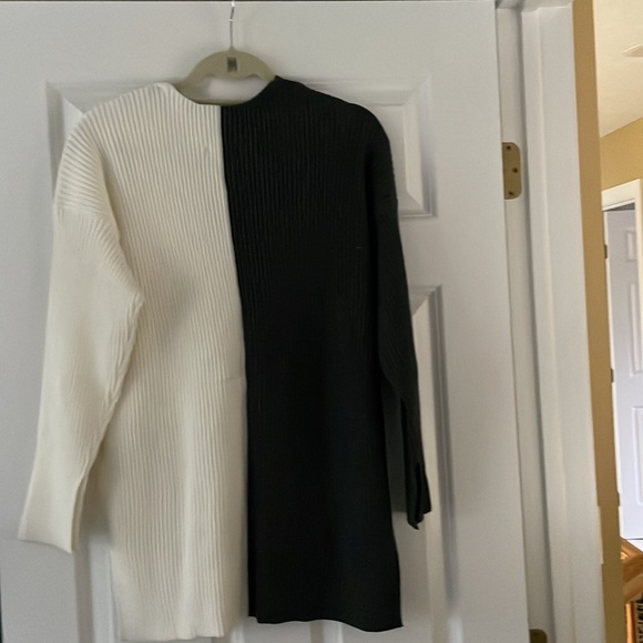 NWT Abercrombie & Fitch Luxe grey/cream sweater Size M - Picture 3 of 4